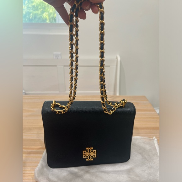Brand New Tory Burch Britten shoulder bag with adjustable straps! - Picture 1 of 4